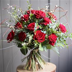 You light up my life Red Roses