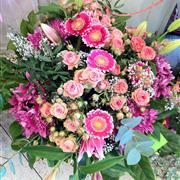 Luxury Mothers Day Hand tied 