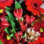 Florist choice Christmas hand tide bouquet 