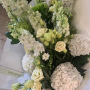 All whites bouquets