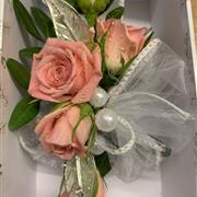 Luxury Wrist Corsage 1